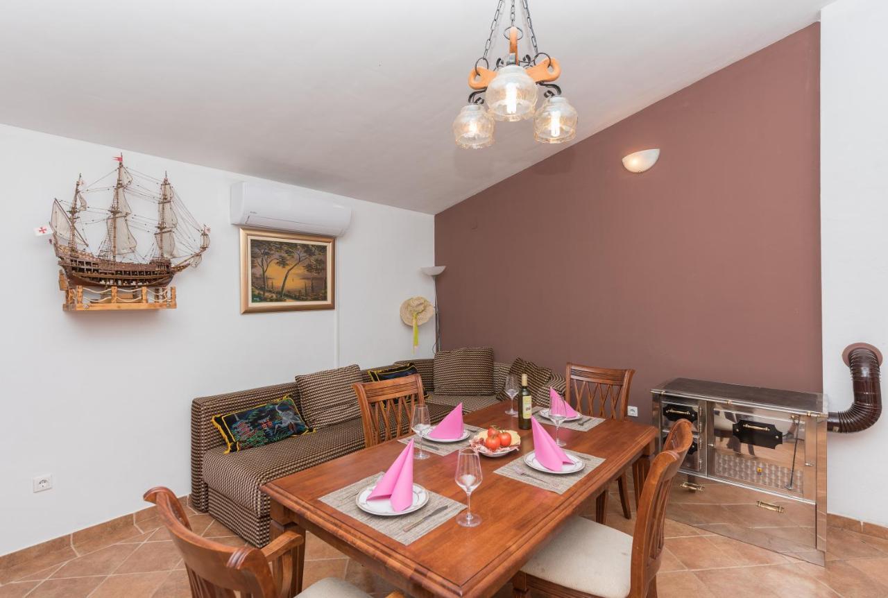 Holiday Home Frane Slivno  Εξωτερικό φωτογραφία